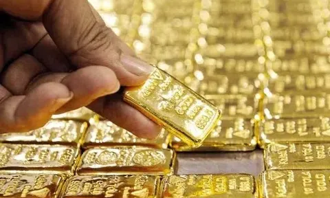 Giá vàng, dầu thô tăng mạnh sau phát ngôn của ông Trump