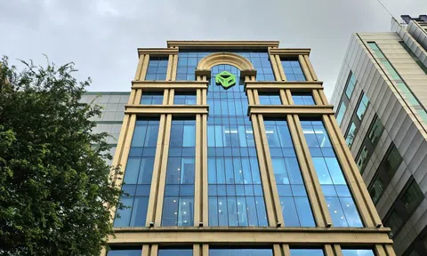 Gia đình ông Bùi Thành Nhơn ròng rã bán cổ phiếu Novaland