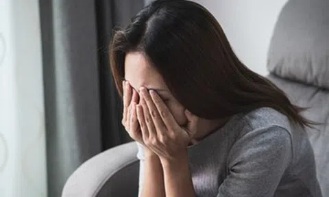 'Trót dại’ với chồng cũ sau 1 đêm say, người phụ nữ lâm vào ngõ cụt