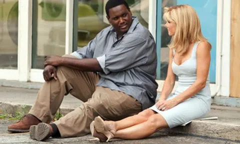 Nam diễn viên 42 tuổi nguy kịch sau khi ngã cầu thang