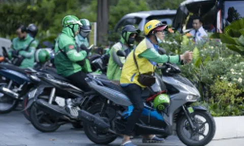 Hãng xe công nghệ 'chạy đua' chuyển đổi xe điện cho tài xế