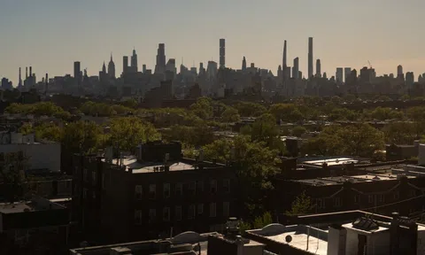 Moody's hạ xếp hạng tín nhiệm Mỹ