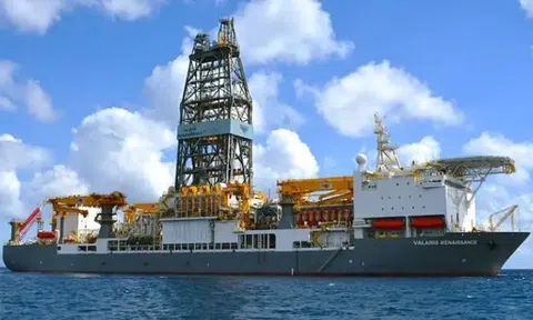 Khoan thăm dò 1.688m xuống dưới đáy biển, láng giềng Việt Nam phát hiện mỏ dầu trữ lượng 100 triệu tấn