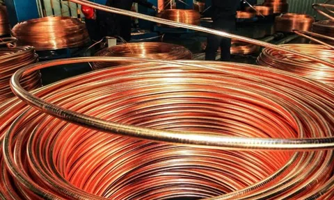 Sau vàng và bạc thêm một kim loại quan trọng tăng giá khủng: Tăng 35% kể từ đầu năm, hướng tới mức tăng mạnh nhất 16 năm qua