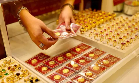 Cuối ngày 28/1: Giá vàng SJC, vàng nhẫn tăng tới 7,2 triệu đồng/lượng, chạm mốc "chưa từng có"