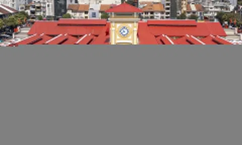 Đơn vị chỉnh trang sẵn sàng đổi màu sơn chợ Bến Thành