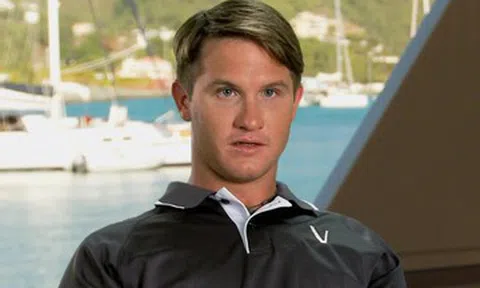 Sao nam 34 tuổi bị bắt sau khi suýt tông xe cảnh sát