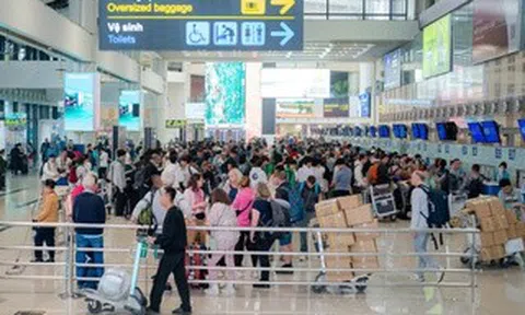 Đề xuất phụ thu nhiên liệu, vé máy bay nội địa có thể tăng thêm tới 680.000 đồng/vé