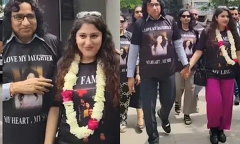 Bố ăn mừng con gái ly hôn, đánh trống nhảy múa tưng bừng