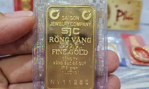 Cuối ngày 29-12, giá vàng miếng SJC rớt mạnh