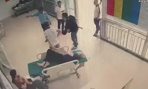 Người đàn ông Bắc Ninh kể khoảnh khắc nghẹt thở cứu cháu bé 7 tuổi hóc dị vật