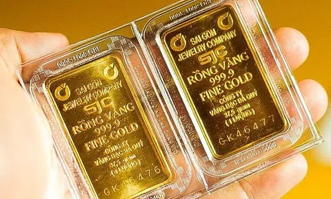 Giá vàng tối nay tiếp tục giảm mạnh