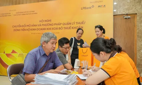 Xóa thuế khoán: LPBank mở gói giải pháp giúp hộ kinh doanh chuyển đổi dễ dàng.