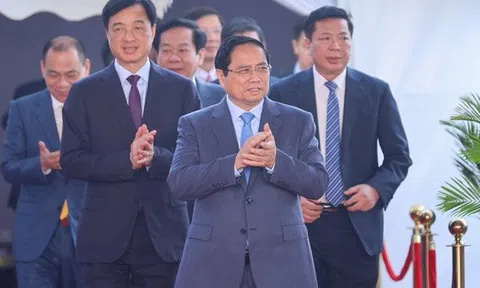 TỔNG THUẬT: Thủ tướng Chính phủ và Chủ tịch Quốc hội dự lễ khởi công, khánh thành 234 dự án lớn trên cả nước