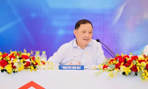 Chủ tịch Phát Đạt đăng ký mua 3 triệu cổ phiếu PDR