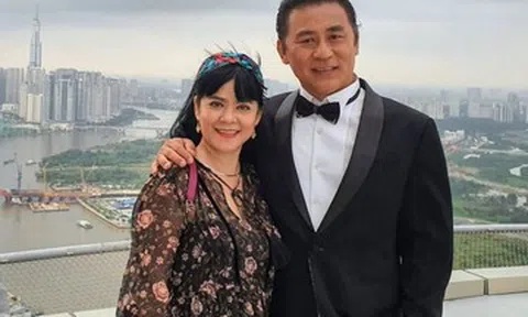 Con gái NSND Tạ Minh Tâm tiễn biệt mẹ, đồng nghiệp thương nhớ nghệ sĩ Bạch Vân