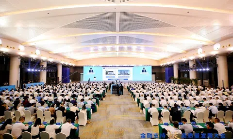 Hội nghị thượng đỉnh tại Trùng Khánh thúc đẩy kết nối giữa nguồn vốn và các ngành công nghiệp khi thành phố đẩy nhanh chuyển đổi kinh tế