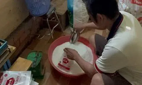 Đột kích một kho hàng, công an phát hiện đường dây sản xuất bột ngọt giả, hơn 4 tấn đã tuồn ra thị trường