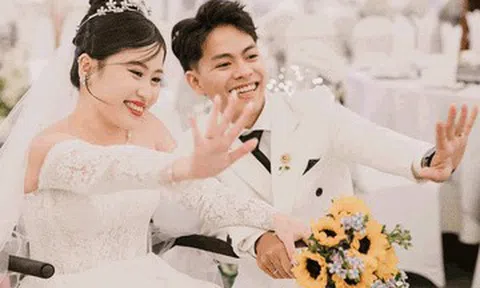 Cô dâu TPHCM chống nạng vào lễ đường, phía sau là câu chuyện rơi nước mắt