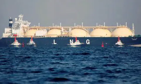 Iran vừa có động thái khiến loạt đồng minh Mỹ sững sờ tại Eo biển Hormuz, âm thầm tuyên bố không có trường hợp nào là ngoại lệ