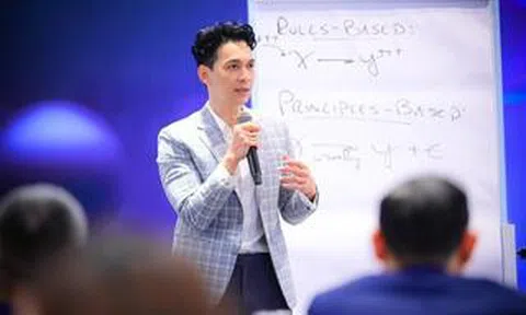 Chủ tịch ACB Trần Hùng Huy: “Không học nữa” đang trở thành rủi ro lớn nhất của lãnh đạo”
