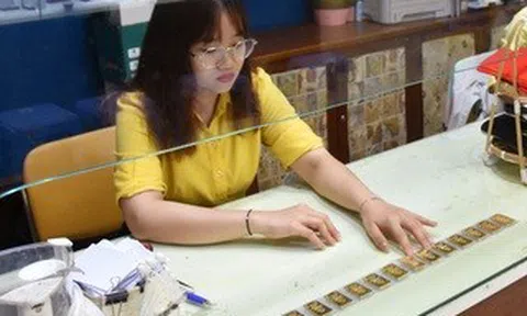 Giá vàng hôm nay 16-6: Bật tăng mạnh mẽ