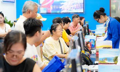 Du lịch dịp hè bắt đầu sôi động