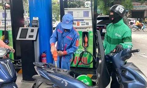 Sát ngày bán xăng E10 trên toàn quốc, Bộ Công Thương có chỉ đạo