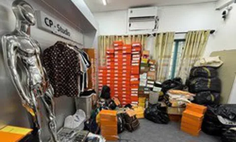 Phát hiện lượng lớn hàng giả nhãn hiệu nổi tiếng tại TPHCM