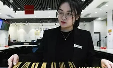 Giá vàng hôm nay (8/7): Mất mốc 150 triệu đồng/lượng