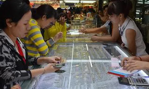 Giá vàng hôm nay 13-6: Tiếp tục đi lên