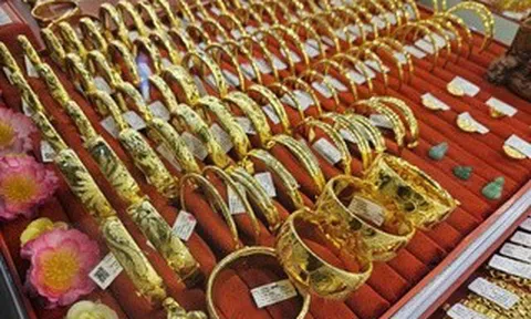 Tối 11-5, giá vàng miếng SJC, vàng nhẫn rớt mạnh theo thế giới