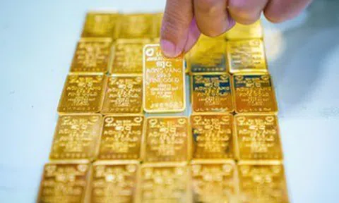 Giá vàng hôm nay 29-6: Vừa mở cửa, vàng lẫn bạc đồng loạt giảm