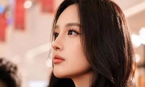 Mai Phương Thúy bất ngờ nhắc chuyện người yêu