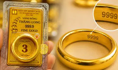 Người mua vàng mỗi tháng 1 chỉ và người chờ đủ tiền mua 1 cây: Ai có lợi hơn?