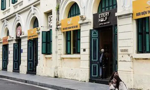 Bưu điện Hà Nội trở thành 'miếng bánh béo bở': 4 ông lớn F&B cùng đổ về 'đất vàng' bên Hồ Gươm