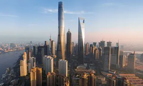 Tòa tháp cao hơn Landmark 81 gần 200m: Nặng tới 850.000 tấn, hơn 2.000 người làm việc liên tục 60 giờ để đổ 61.000m³ bê tông phần móng