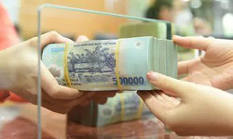Tiền gửi dân cư vào ngân hàng vượt 11,2 triệu tỷ đồng, lập kỷ lục mới