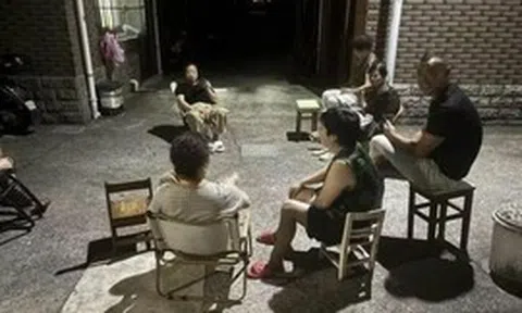 Mất tích trên biển 11 ngày, người đàn ông Trung Quốc bất ngờ trở về khi gia đình đang chuẩn bị tang lễ