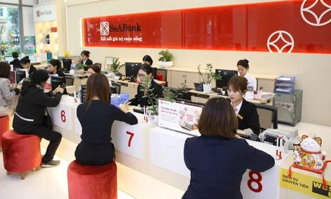 Cổ phiếu SSB vừa tăng trần 3 phiên, loạt lãnh đạo SeABank đăng ký bán cổ phiếu