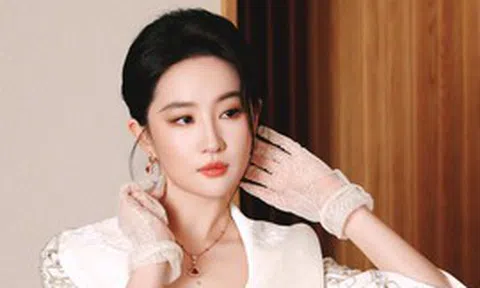 Lưu Diệc Phi kiếm 1950 tỷ đồng trong 3 năm, cuộc sống xa hoa gây choáng ngợp