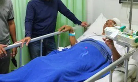 Người đàn ông ngoài 40 tuổi não đã già như ông cụ 80, bác sĩ thở dài: "6 việc hại não, nhớ đừng làm"