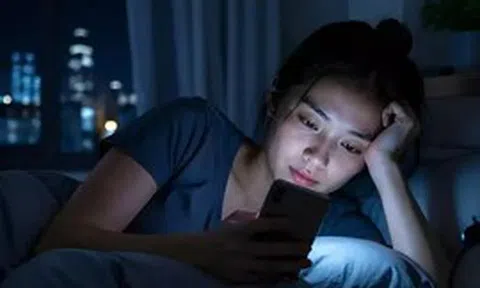 Ma trận phim ngắn AI đang khiến người trẻ sập bẫy, thức xuyên đêm