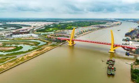 Tỷ phú Phạm Nhật Vượng chi hơn 2 tỷ USD biến hòn đảo gần 900ha từ vùng đất biệt lập thành đại đô thị, kết nối trung tâm chỉ 5 phút