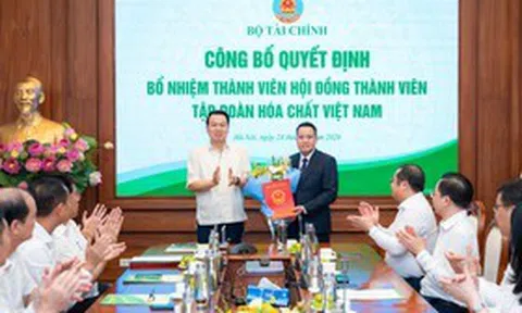 Bổ nhiệm ông Nguyễn Văn Đông làm Thành viên HĐTV Vinachem