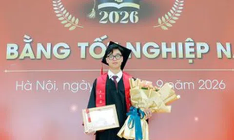 Nam sinh tốt nghiệp Xuất sắc Đại học Ngoại thương, 5 kỳ liên tiếp nhận học bổng