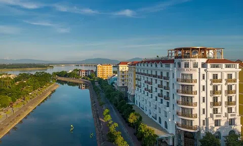 Hotel Royal Hoi An - The Legacy By The River được vinh danh là Khách sạn Ven sông Hàng đầu Việt Nam 2026 tại World Travel Awards