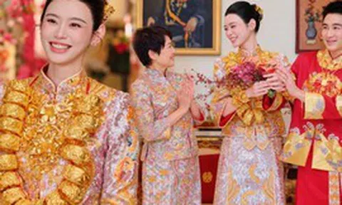 Dâu hào môn Hề Mộng Dao khoe lại ảnh cưới, gây sốc với bộ long phụng dát vàng mất 3600 giờ hoàn thiện và 22 chiếc vòng tay long phụng