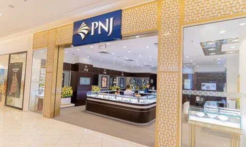 Hai nhóm cổ đông ngoại bán hơn 12 triệu cổ phiếu PNJ, cùng rời danh sách cổ đông lớn