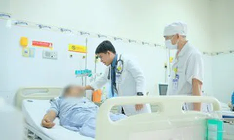 Đang khỏe mạnh đột ngột nhồi máu cơ tim, bác sĩ cảnh báo dấu hiệu nguy hiểm